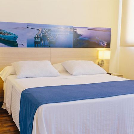Hotel L'Algadir Del Delta Эль-Побле-Ноу-дель-Дельта Номер фото